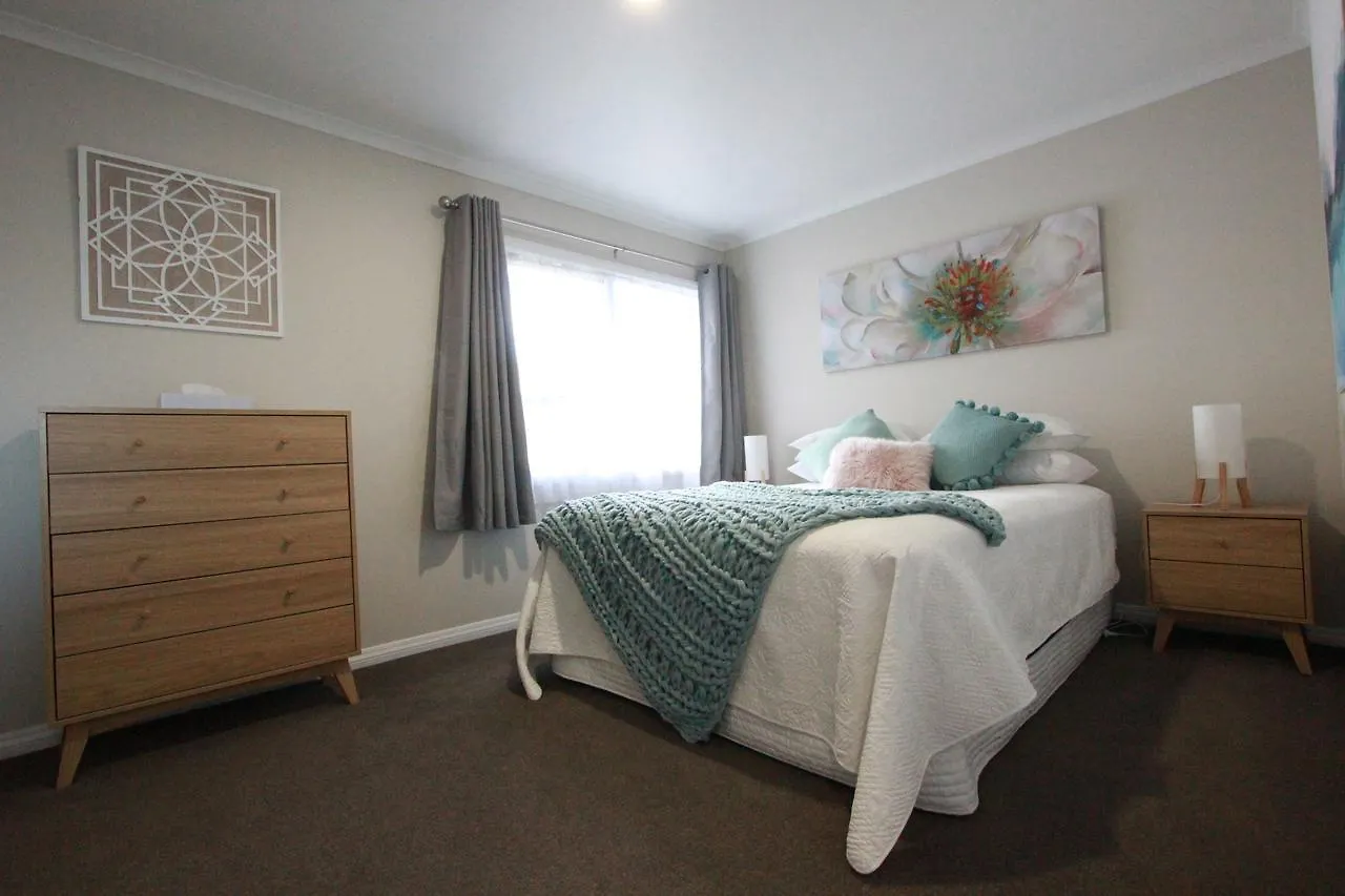 Rose Apartments Unit 1 Central Rotorua-Accommodation&Spa