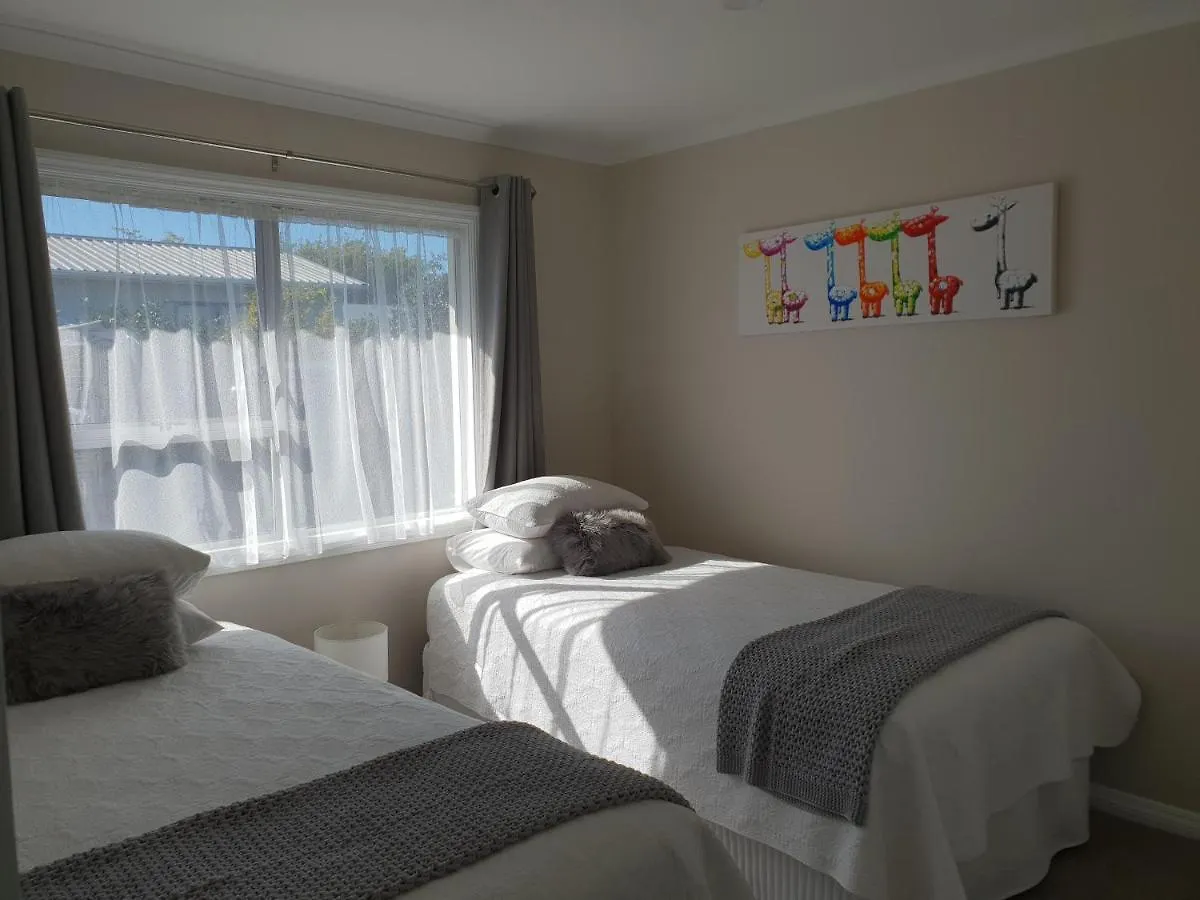 Rose Apartments Unit 1 Central Rotorua-Accommodation&Spa